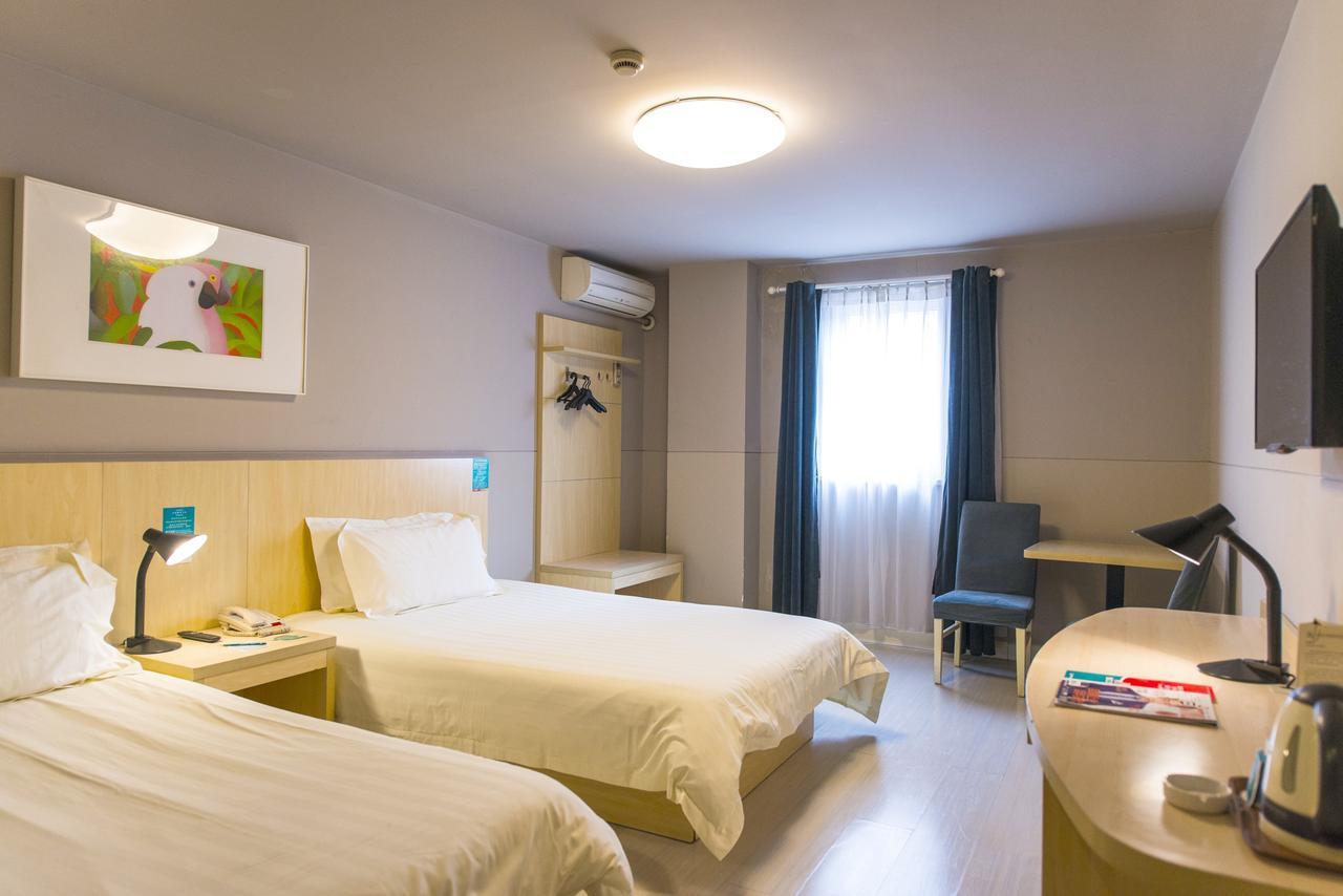 Jinjiang Inn Guangzhou Sanyuanli Avenue Heyi Street Dış mekan fotoğraf