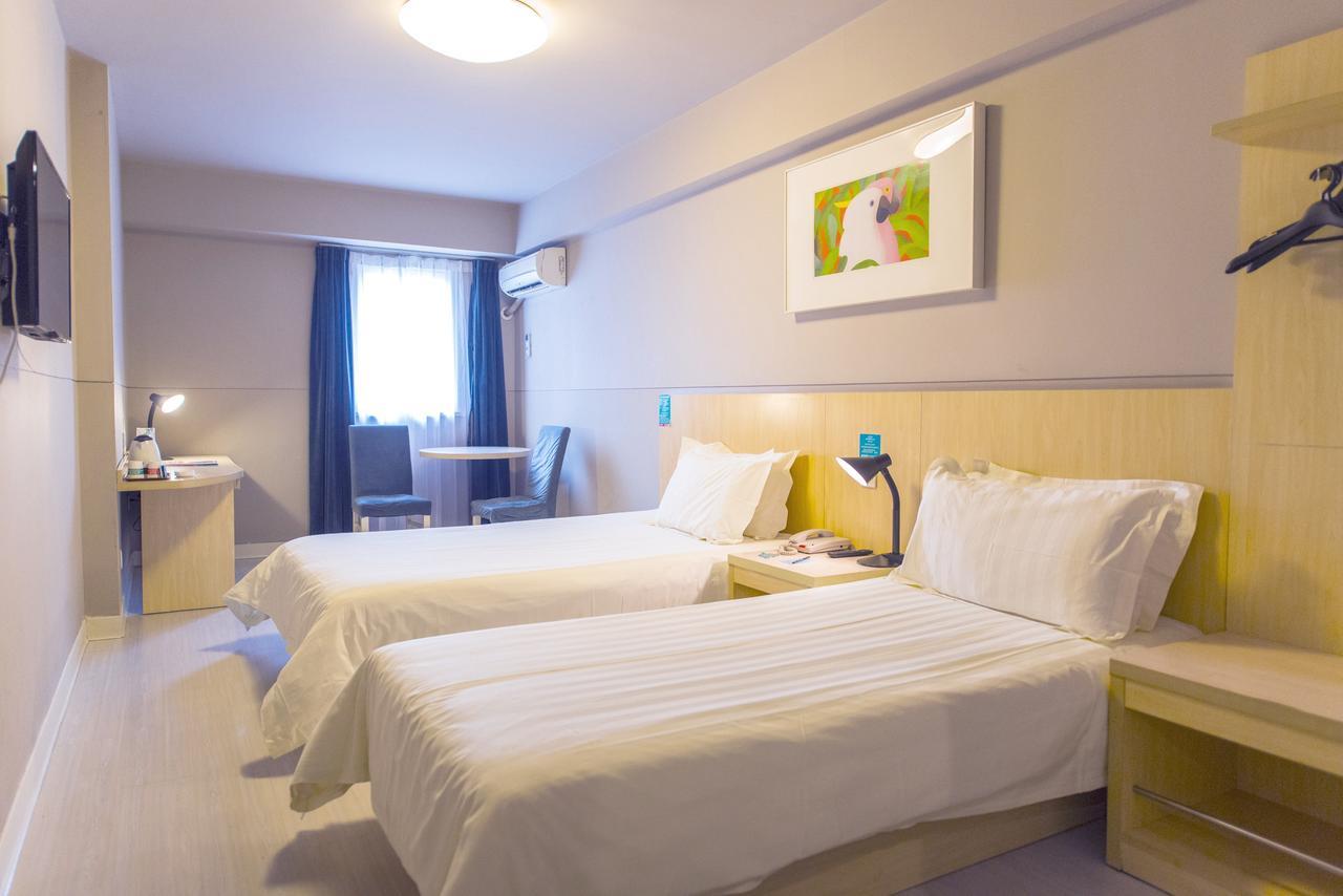 Jinjiang Inn Guangzhou Sanyuanli Avenue Heyi Street Dış mekan fotoğraf